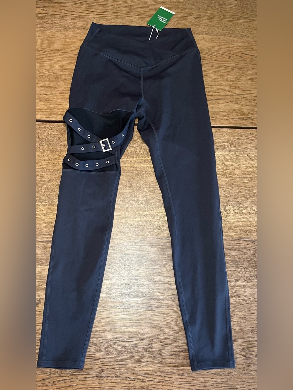 HALARA High Waisted Crossover  Leggings with buckle size Medium